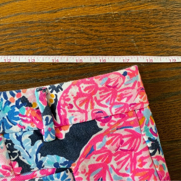 Lilly Pulitzer shorts size 10 - Picture 4 of 5